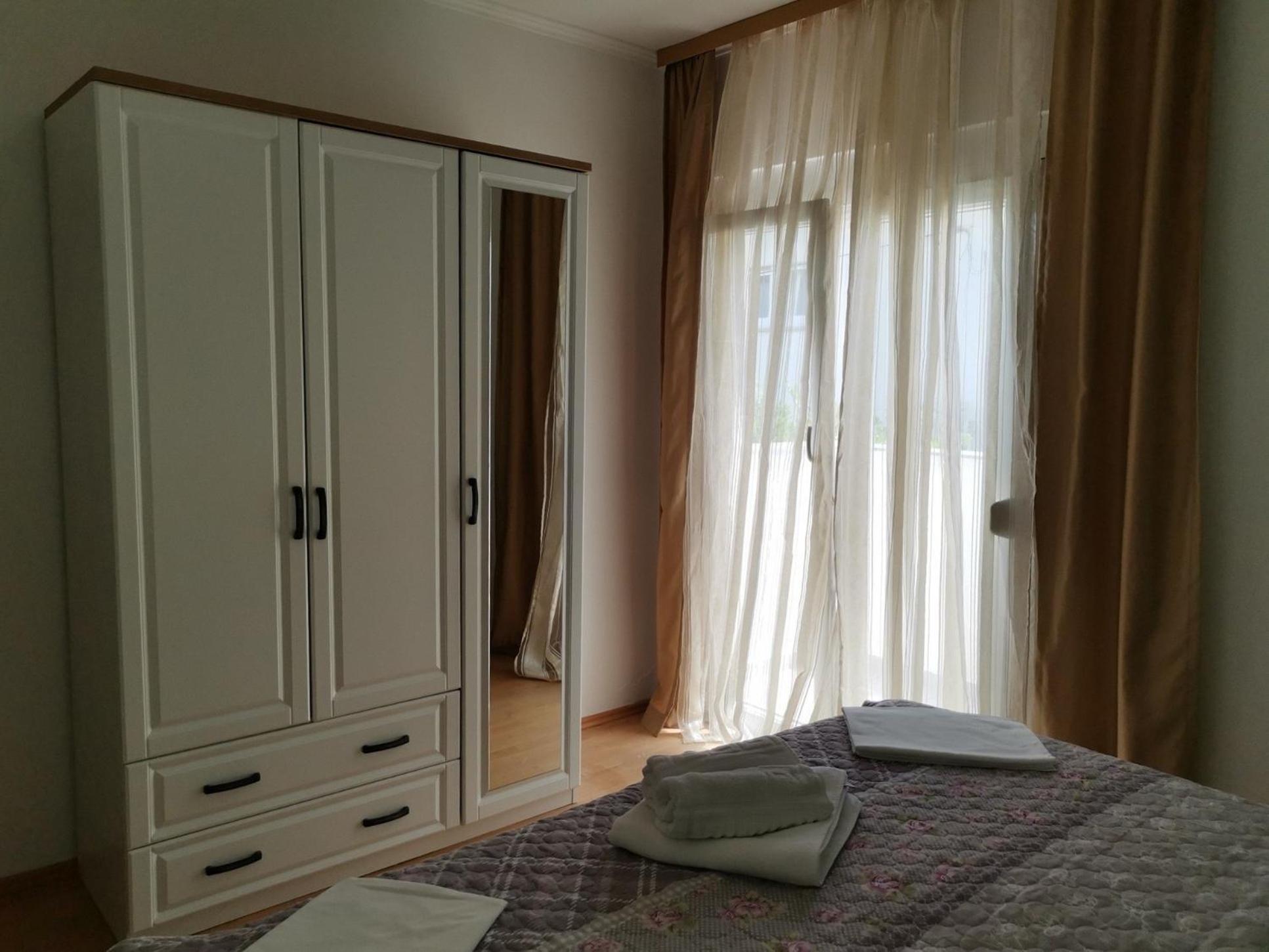 Family Friendly Apartments With A Swimming Pool Supetarska Draga - Donja, Rab - 2019 Quarto foto
